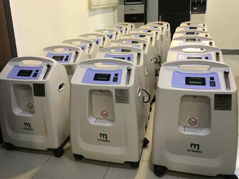 تهیه"بیست دستگاه اکسیژن ساز" برای استفاده بیمارانِ بستری مبتلا به کرونا در بیمارستان های دانشگاه علوم پزشکی مشهد