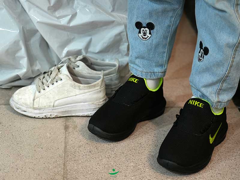 تهیه و توزیع 500 لباس گرم و کفش برای کودکان و نوجوانان نیازمند استان زنجان