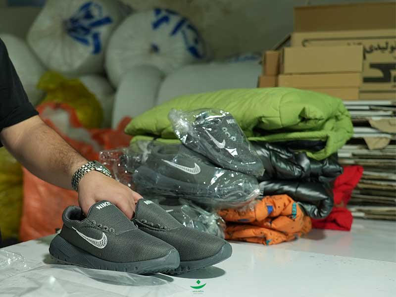 تهیه و توزیع 4000 لباس گرم و کفش برای کودکان و نوجوانان نیازمند استان قم