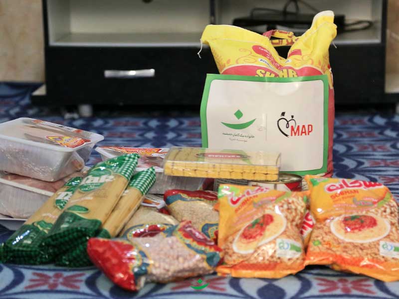 تهیه و توزیع 161 سبد مواد غذایی در استان فارس